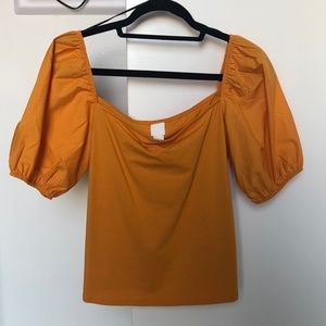 NWOT Mustard yellow puff sleeve top